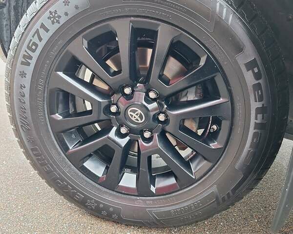 Чорний Тойота Ленд Крузер Прадо, об'ємом двигуна 3.96 л та пробігом 135 тис. км за 44900 $, фото 36 на Automoto.ua