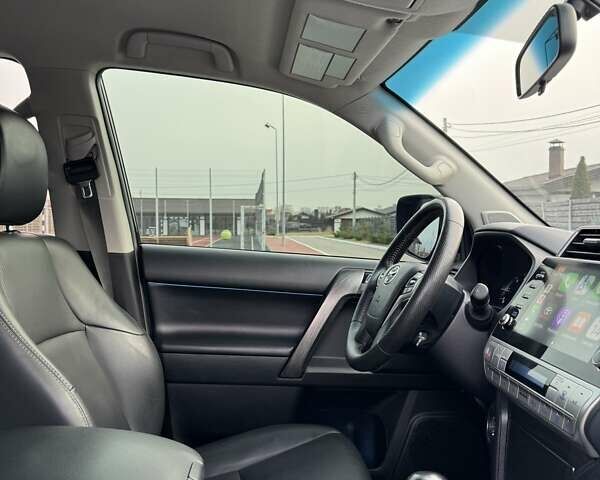 Черный Тойота Ленд Крузер Прадо, объемом двигателя 2.8 л и пробегом 75 тыс. км за 47500 $, фото 57 на Automoto.ua