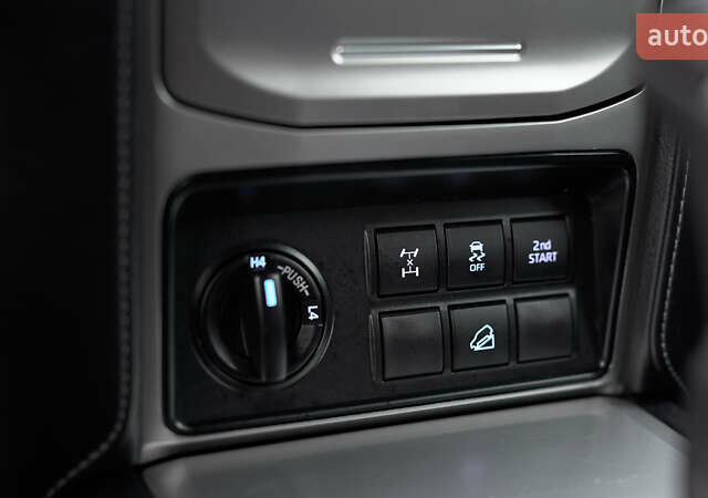 Черный Тойота Ленд Крузер Прадо, объемом двигателя 3.96 л и пробегом 31 тыс. км за 43948 $, фото 29 на Automoto.ua