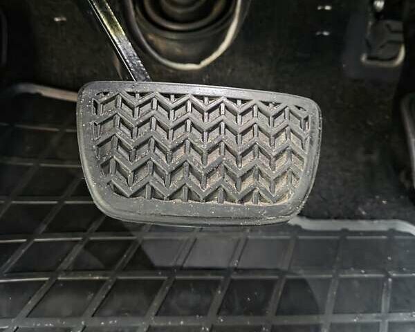 Чорний Тойота Ленд Крузер Прадо, об'ємом двигуна 3.96 л та пробігом 130 тис. км за 39999 $, фото 13 на Automoto.ua