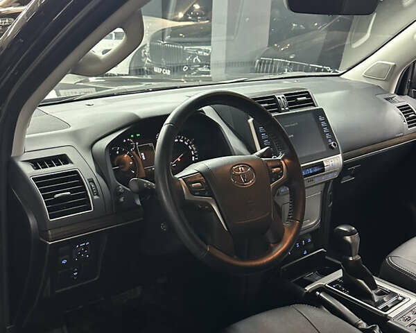 Черный Тойота Ленд Крузер Прадо, объемом двигателя 4 л и пробегом 35 тыс. км за 44999 $, фото 15 на Automoto.ua