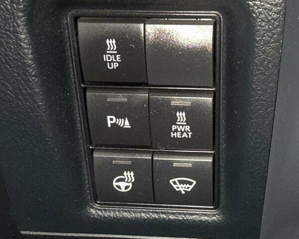 Чорний Тойота Ленд Крузер Прадо, об'ємом двигуна 2.76 л та пробігом 140 тис. км за 46000 $, фото 17 на Automoto.ua