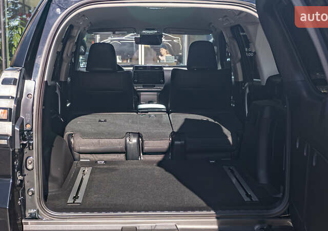 Черный Тойота Ленд Крузер Прадо, объемом двигателя 3.96 л и пробегом 153 тыс. км за 45086 $, фото 10 на Automoto.ua