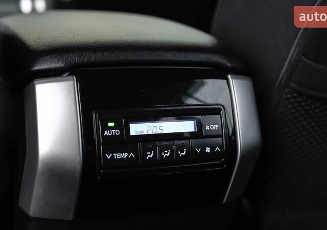 Черный Тойота Ленд Крузер Прадо, объемом двигателя 3.96 л и пробегом 31 тыс. км за 43948 $, фото 31 на Automoto.ua