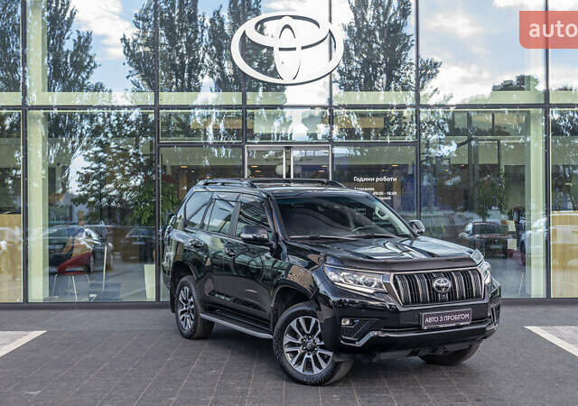 Черный Тойота Ленд Крузер Прадо, объемом двигателя 3.96 л и пробегом 153 тыс. км за 45086 $, фото 19 на Automoto.ua