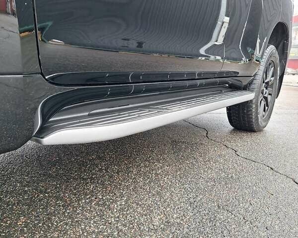 Чорний Тойота Ленд Крузер Прадо, об'ємом двигуна 3.96 л та пробігом 135 тис. км за 44900 $, фото 77 на Automoto.ua