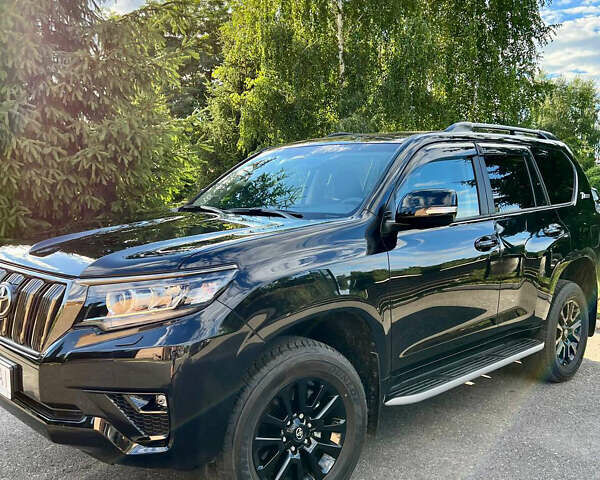 Черный Тойота Ленд Крузер Прадо, объемом двигателя 3.96 л и пробегом 18 тыс. км за 55600 $, фото 11 на Automoto.ua