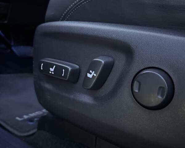 Черный Тойота Ленд Крузер Прадо, объемом двигателя 2.8 л и пробегом 75 тыс. км за 47500 $, фото 86 на Automoto.ua