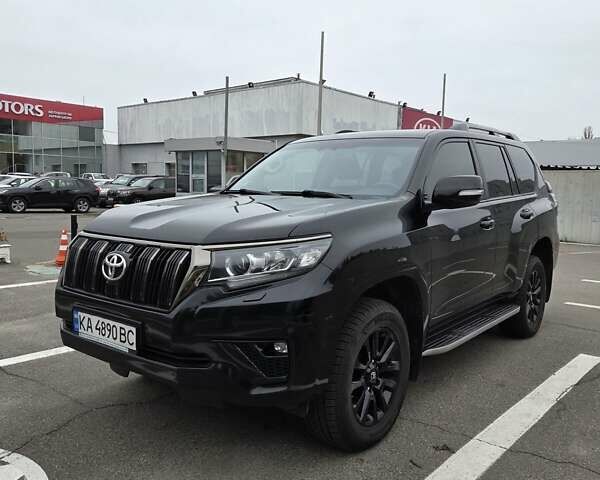 Черный Тойота Ленд Крузер Прадо, объемом двигателя 3.96 л и пробегом 130 тыс. км за 40000 $, фото 3 на Automoto.ua