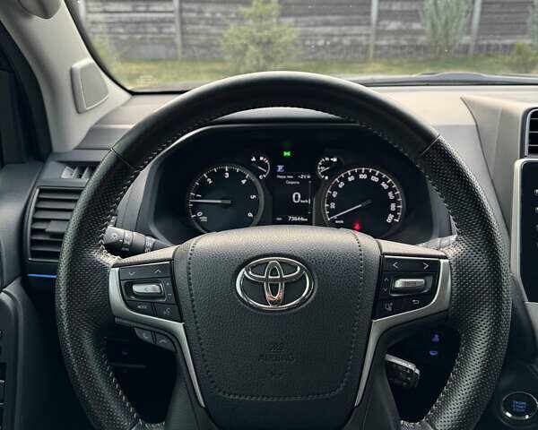 Черный Тойота Ленд Крузер Прадо, объемом двигателя 2.8 л и пробегом 75 тыс. км за 47500 $, фото 50 на Automoto.ua