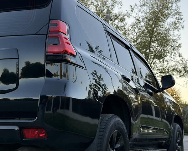 Черный Тойота Ленд Крузер Прадо, объемом двигателя 2.76 л и пробегом 83 тыс. км за 48800 $, фото 7 на Automoto.ua