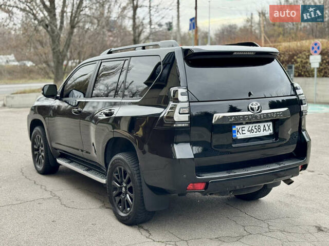 Черный Тойота Ленд Крузер Прадо, объемом двигателя 3.96 л и пробегом 62 тыс. км за 46000 $, фото 5 на Automoto.ua