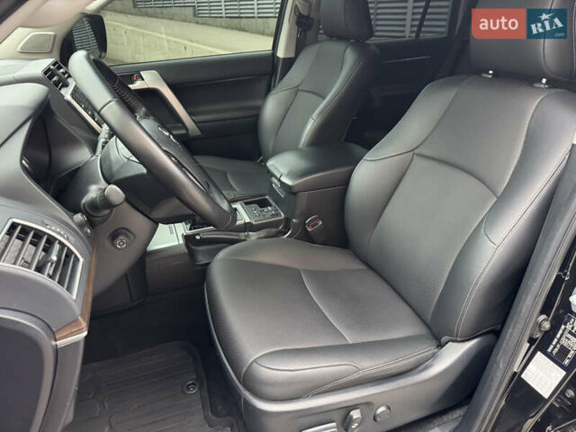 Черный Тойота Ленд Крузер Прадо, объемом двигателя 3.96 л и пробегом 62 тыс. км за 46000 $, фото 15 на Automoto.ua