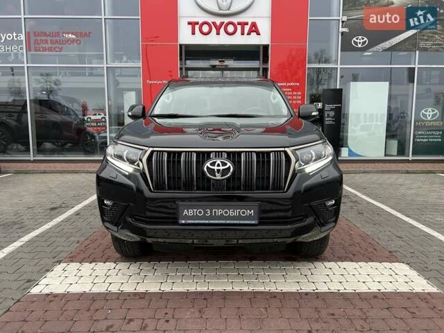 Черный Тойота Ленд Крузер Прадо, объемом двигателя 3.96 л и пробегом 42 тыс. км за 43977 $, фото 1 на Automoto.ua