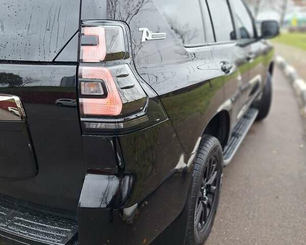 Чорний Тойота Ленд Крузер Прадо, об'ємом двигуна 3.96 л та пробігом 135 тис. км за 44900 $, фото 5 на Automoto.ua