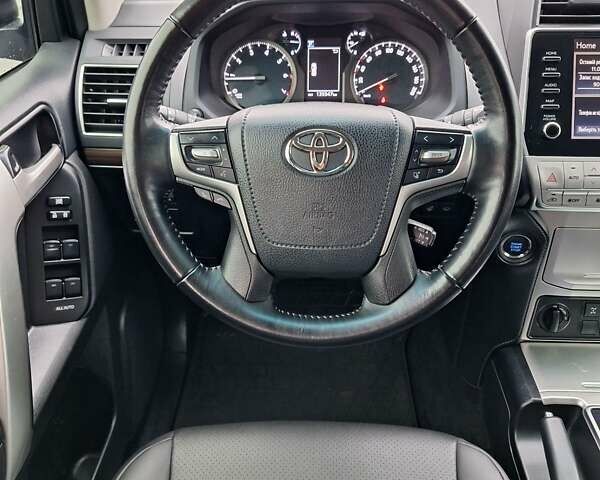 Чорний Тойота Ленд Крузер Прадо, об'ємом двигуна 3.96 л та пробігом 135 тис. км за 44900 $, фото 44 на Automoto.ua