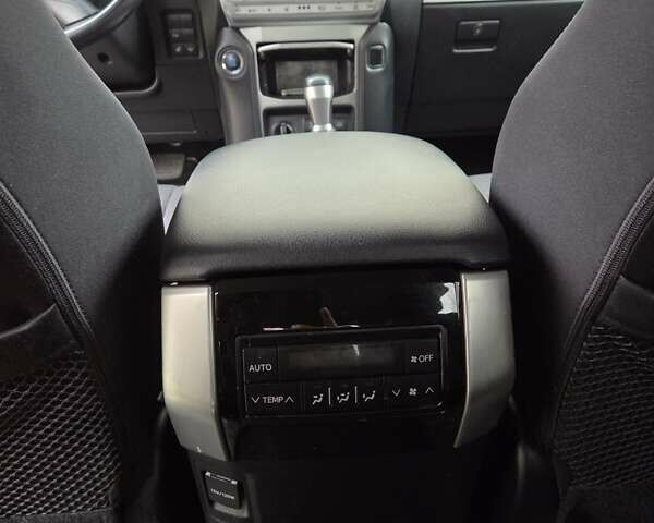 Чорний Тойота Ленд Крузер Прадо, об'ємом двигуна 3.96 л та пробігом 130 тис. км за 39999 $, фото 12 на Automoto.ua