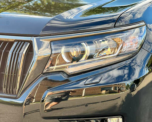 Черный Тойота Ленд Крузер Прадо, объемом двигателя 3.96 л и пробегом 18 тыс. км за 55600 $, фото 12 на Automoto.ua