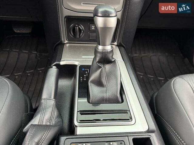 Черный Тойота Ленд Крузер Прадо, объемом двигателя 3.96 л и пробегом 69 тыс. км за 49700 $, фото 41 на Automoto.ua