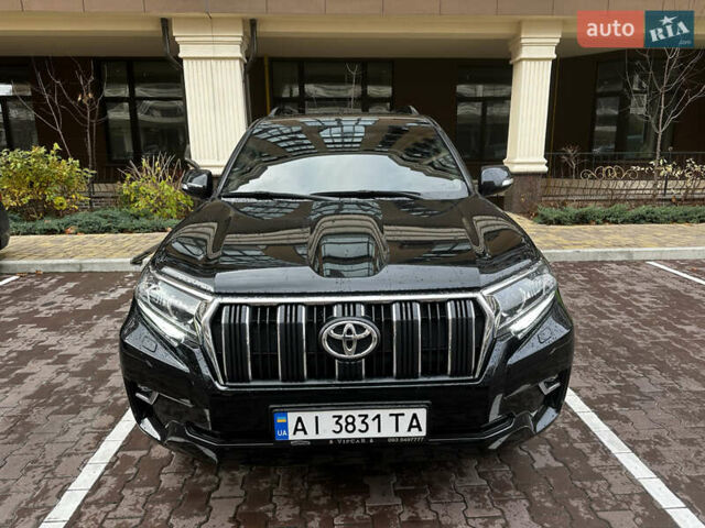 Черный Тойота Ленд Крузер Прадо, объемом двигателя 2.76 л и пробегом 133 тыс. км за 43000 $, фото 2 на Automoto.ua