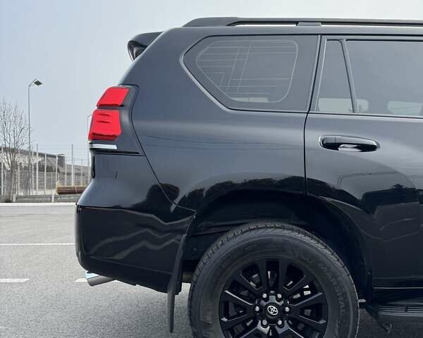 Черный Тойота Ленд Крузер Прадо, объемом двигателя 2.8 л и пробегом 75 тыс. км за 47500 $, фото 16 на Automoto.ua