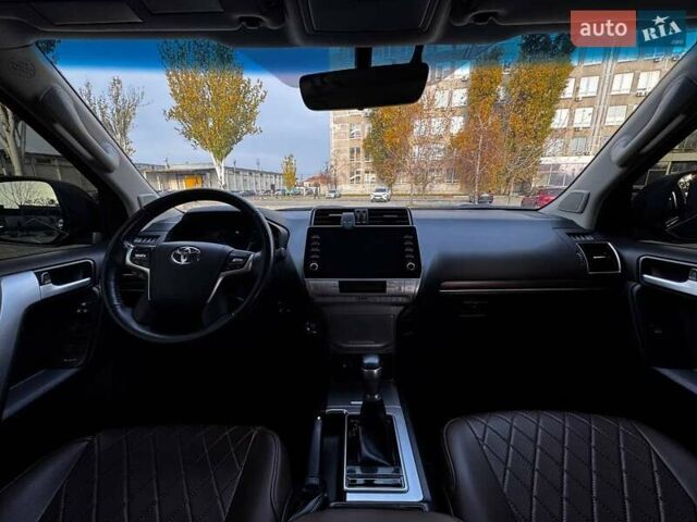 Чорний Тойота Ленд Крузер Прадо, об'ємом двигуна 3.96 л та пробігом 56 тис. км за 49999 $, фото 13 на Automoto.ua