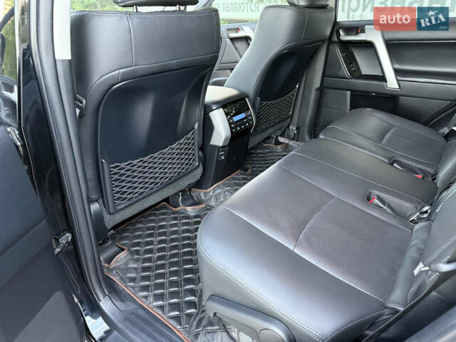 Чорний Тойота Ленд Крузер Прадо, об'ємом двигуна 3.96 л та пробігом 95 тис. км за 54000 $, фото 21 на Automoto.ua
