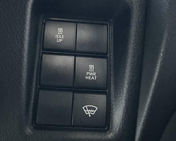 Черный Тойота Ленд Крузер Прадо, объемом двигателя 2.76 л и пробегом 93 тыс. км за 47500 $, фото 80 на Automoto.ua