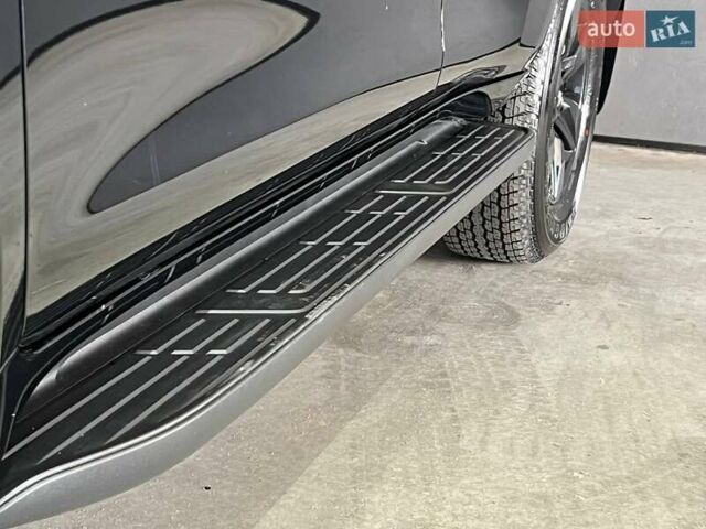 Черный Тойота Ленд Крузер Прадо, объемом двигателя 2.76 л и пробегом 21 тыс. км за 55000 $, фото 4 на Automoto.ua