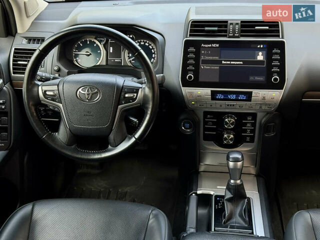 Чорний Тойота Ленд Крузер Прадо, об'ємом двигуна 2.76 л та пробігом 66 тис. км за 57000 $, фото 21 на Automoto.ua