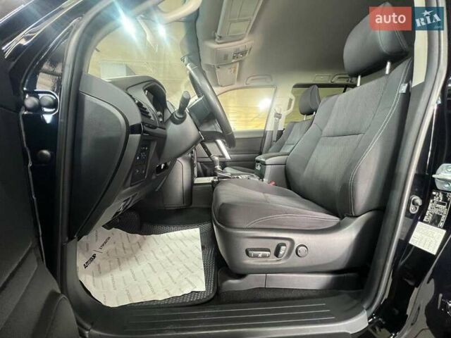 Черный Тойота Ленд Крузер Прадо, объемом двигателя 2.76 л и пробегом 21 тыс. км за 55000 $, фото 38 на Automoto.ua