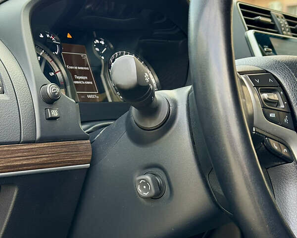 Чорний Тойота Ленд Крузер Прадо, об'ємом двигуна 2.76 л та пробігом 66 тис. км за 57000 $, фото 31 на Automoto.ua