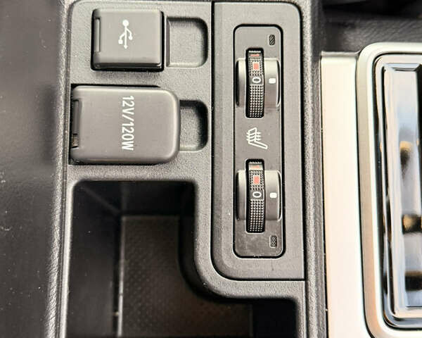 Черный Тойота Ленд Крузер Прадо, объемом двигателя 2.7 л и пробегом 67 тыс. км за 52500 $, фото 22 на Automoto.ua