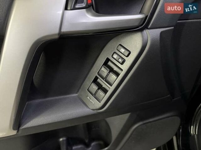 Чорний Тойота Ленд Крузер Прадо, об'ємом двигуна 2.8 л та пробігом 3 тис. км за 60999 $, фото 27 на Automoto.ua