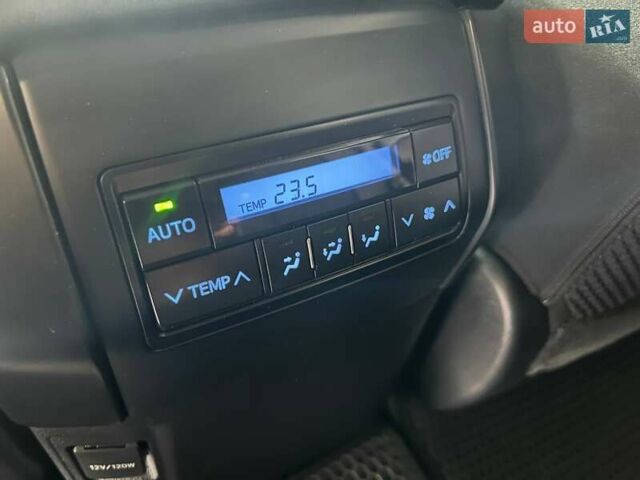 Черный Тойота Ленд Крузер Прадо, объемом двигателя 2.76 л и пробегом 21 тыс. км за 55000 $, фото 40 на Automoto.ua