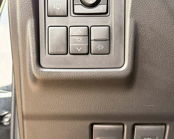 Черный Тойота Ленд Крузер Прадо, объемом двигателя 2.7 л и пробегом 67 тыс. км за 52500 $, фото 24 на Automoto.ua