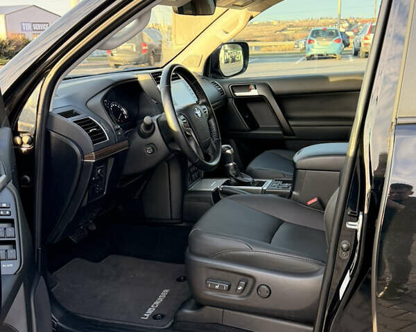 Черный Тойота Ленд Крузер Прадо, объемом двигателя 2.7 л и пробегом 67 тыс. км за 52500 $, фото 13 на Automoto.ua