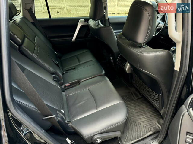 Чорний Тойота Ленд Крузер Прадо, об'ємом двигуна 2.76 л та пробігом 66 тис. км за 57000 $, фото 18 на Automoto.ua