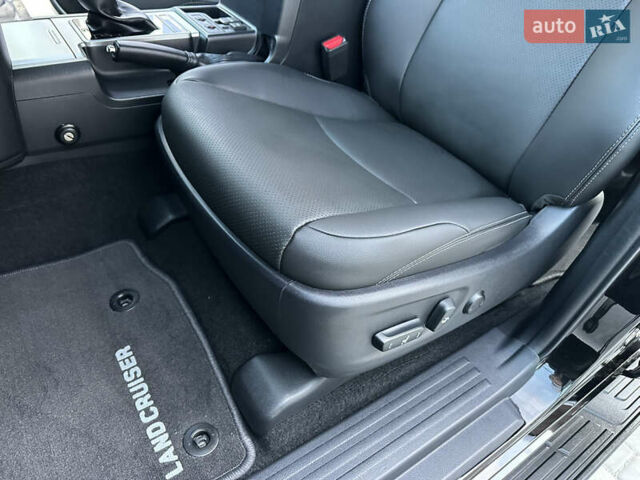 Черный Тойота Ленд Крузер Прадо, объемом двигателя 2.76 л и пробегом 93 тыс. км за 47500 $, фото 89 на Automoto.ua