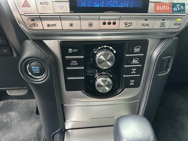 Черный Тойота Ленд Крузер Прадо, объемом двигателя 2.76 л и пробегом 87 тыс. км за 52700 $, фото 49 на Automoto.ua