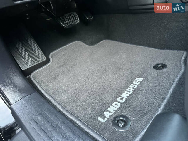 Черный Тойота Ленд Крузер Прадо, объемом двигателя 2.76 л и пробегом 93 тыс. км за 47500 $, фото 73 на Automoto.ua