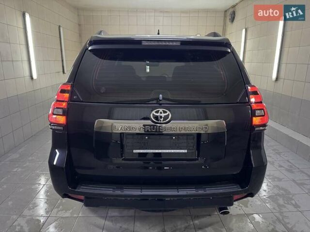 Чорний Тойота Ленд Крузер Прадо, об'ємом двигуна 2.8 л та пробігом 3 тис. км за 60999 $, фото 54 на Automoto.ua
