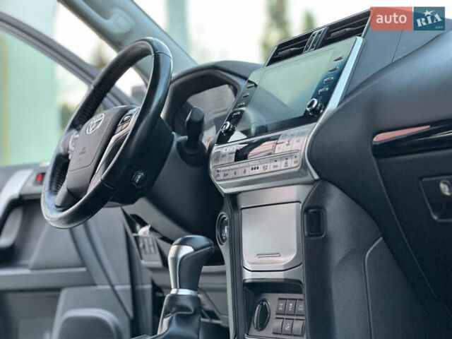 Черный Тойота Ленд Крузер Прадо, объемом двигателя 2.76 л и пробегом 93 тыс. км за 47500 $, фото 97 на Automoto.ua