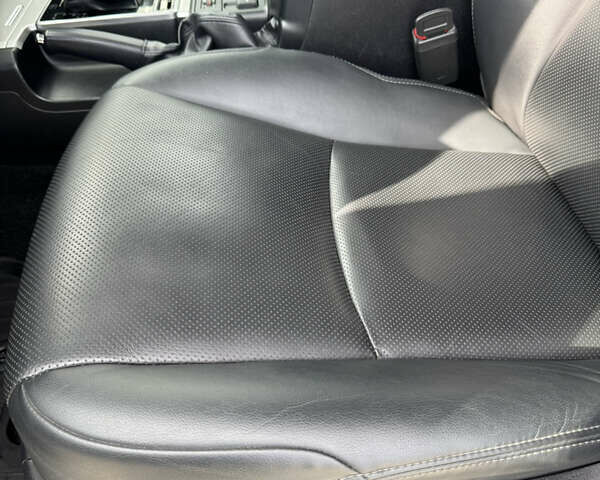 Чорний Тойота Ленд Крузер Прадо, об'ємом двигуна 2.76 л та пробігом 146 тис. км за 49300 $, фото 24 на Automoto.ua