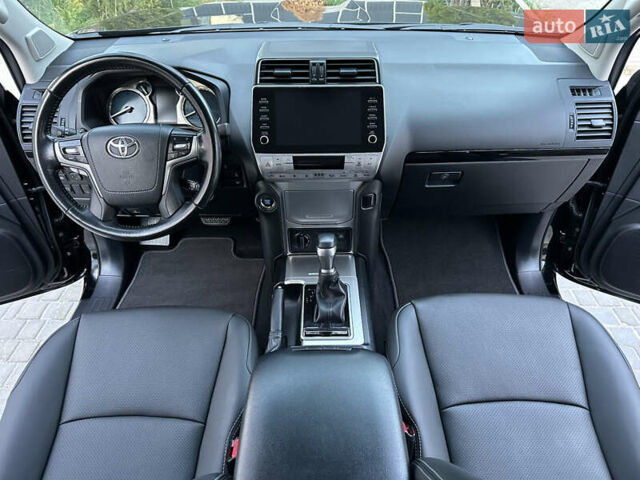 Черный Тойота Ленд Крузер Прадо, объемом двигателя 2.76 л и пробегом 93 тыс. км за 47500 $, фото 111 на Automoto.ua