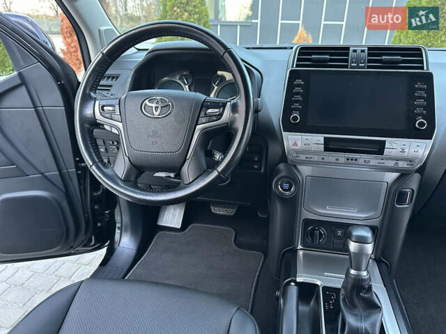 Черный Тойота Ленд Крузер Прадо, объемом двигателя 2.76 л и пробегом 93 тыс. км за 47500 $, фото 112 на Automoto.ua