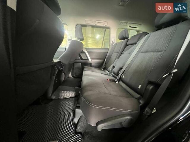 Черный Тойота Ленд Крузер Прадо, объемом двигателя 2.76 л и пробегом 21 тыс. км за 55000 $, фото 39 на Automoto.ua