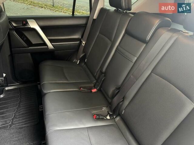 Черный Тойота Ленд Крузер Прадо, объемом двигателя 2.76 л и пробегом 118 тыс. км за 45900 $, фото 42 на Automoto.ua