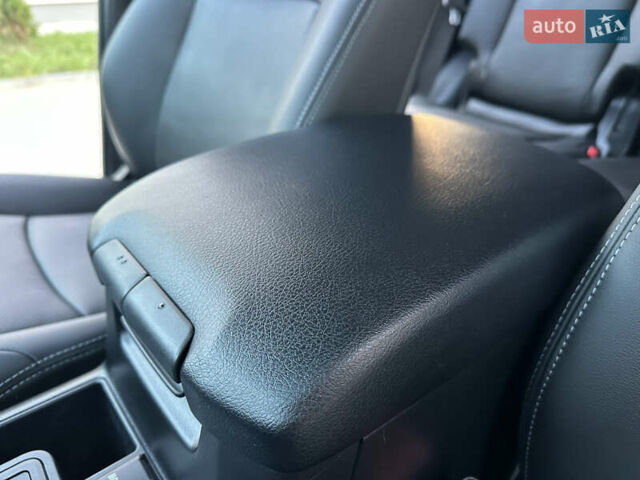 Черный Тойота Ленд Крузер Прадо, объемом двигателя 2.76 л и пробегом 93 тыс. км за 47500 $, фото 76 на Automoto.ua