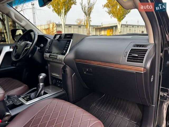 Чорний Тойота Ленд Крузер Прадо, об'ємом двигуна 3.96 л та пробігом 56 тис. км за 49999 $, фото 14 на Automoto.ua